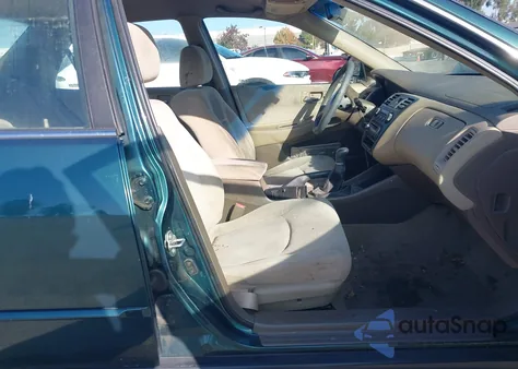 2002 Honda Accord 2.3 Lx из США, поврежденный, VIN JHMCG65542C016427